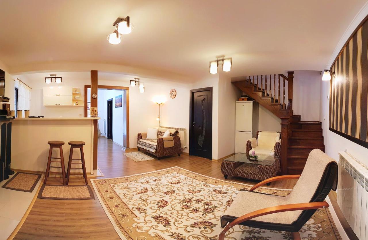 Pensiunea Tudor Breaza Ngoại thất bức ảnh